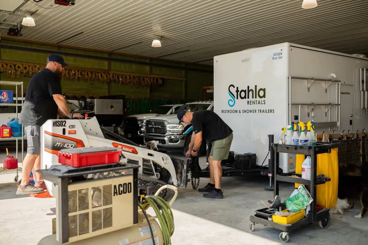 Real Texas Weddings: How Couples Solved Their Restroom Needs